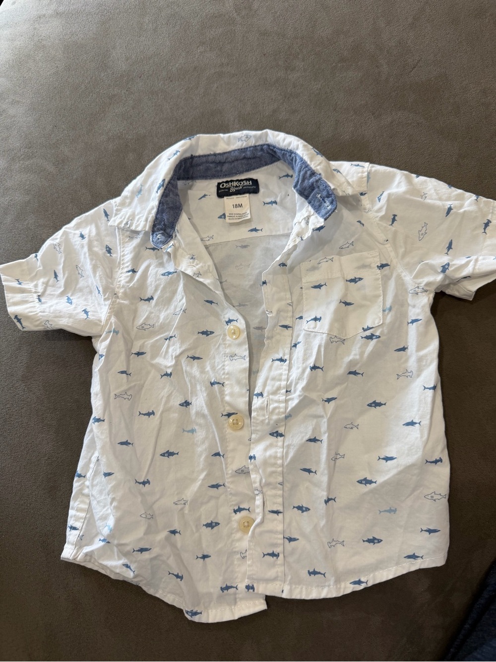 OshKosh B'gosh White Short-Sleeve Button-Up with Blue Shark